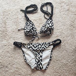 Black & Ivory Bikini Set Size Medium